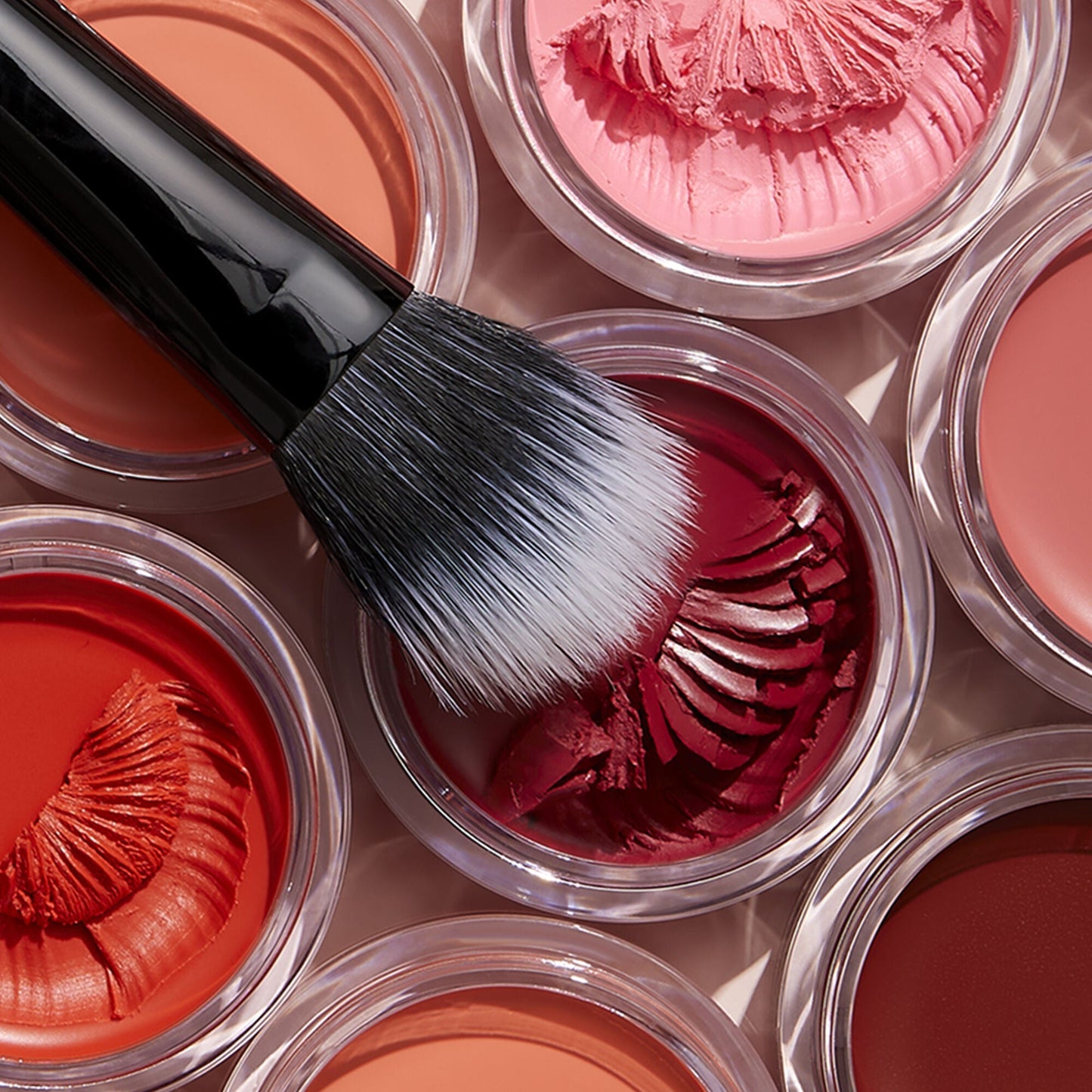 putty-blush-brush-f3 011321_PuttyBlush-Brush_V2_COMP_Final_IGF2.jpg