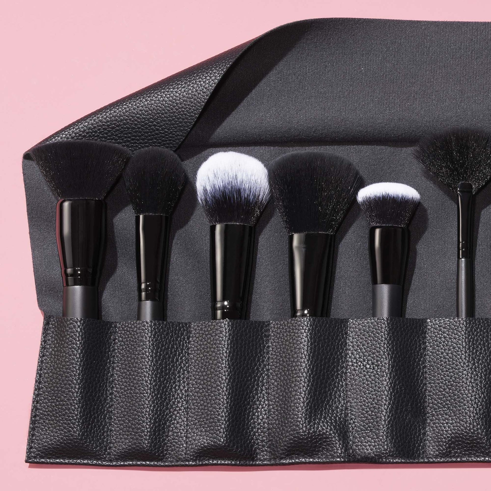 17-piece-ultimate-makeup-brush-set-and-travel-roll-t3 042423_UltBrushSet_V2_Main-2_IGF_carousel1.jpg