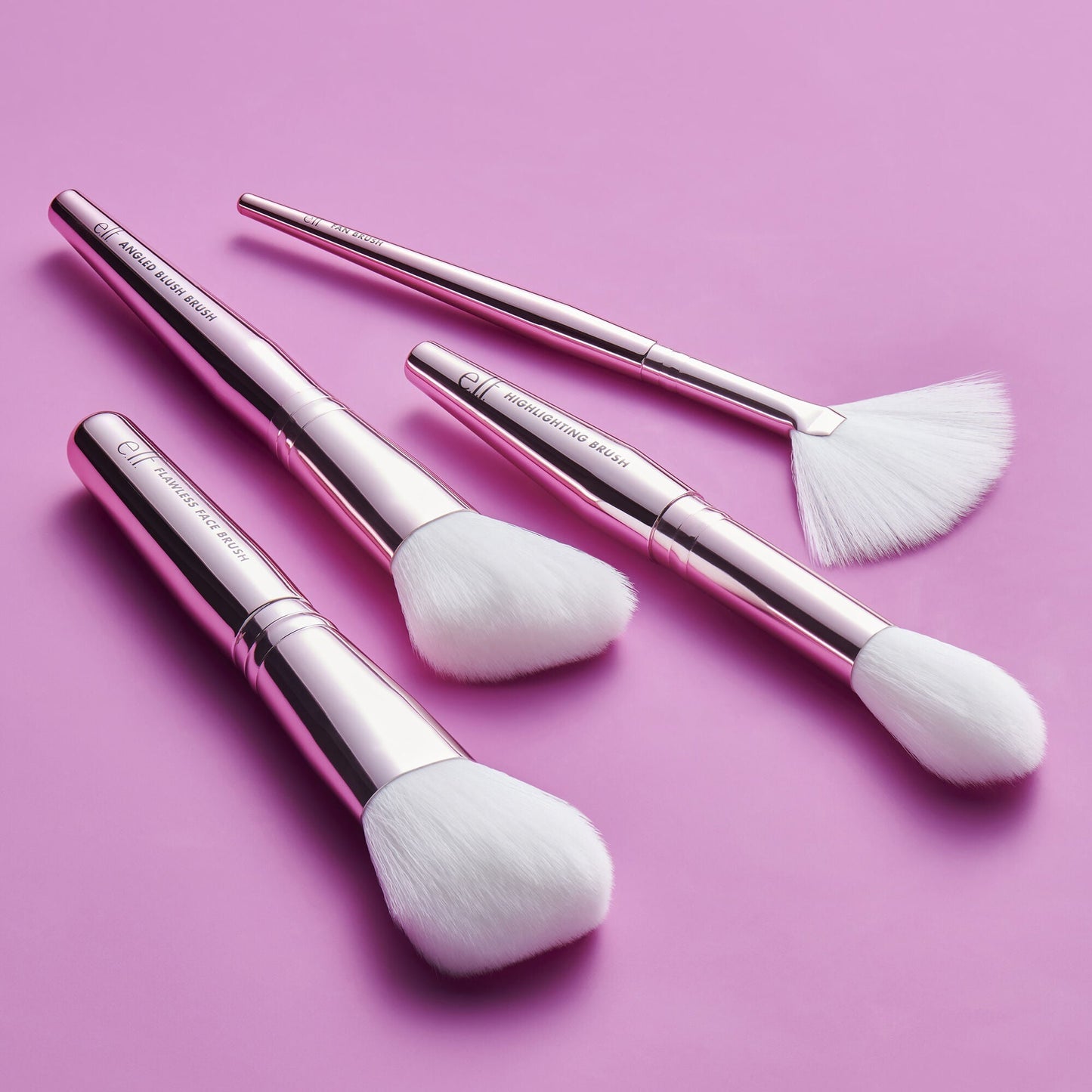 blush-bronzer-and-highlighter-brush-set-p2 12142020_BlushGlow-BrushKit_0027_FocusBracket-MAIN_V2_IGF.jpg