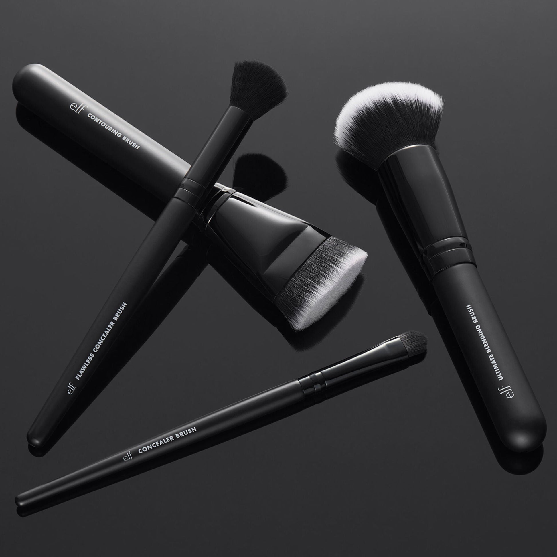 foundation-and-concealer-brush-set-f5 12142020_ComplexionPerfection-FaceBrush_0028_FocusBracket-MAIN_V2_IGF.jpg
