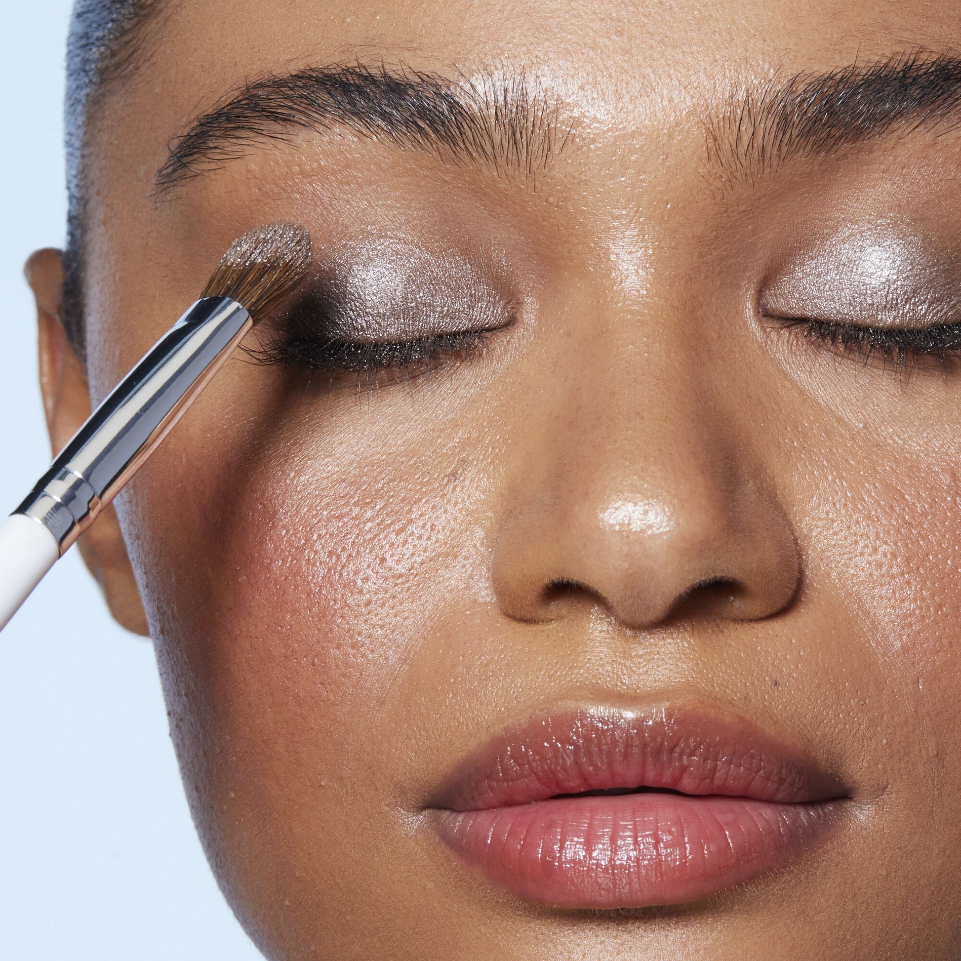 wide-tapered-eyeshadow-brush-i5 21994_Wide_Trapered_Eyeshadow_Brush.jpg