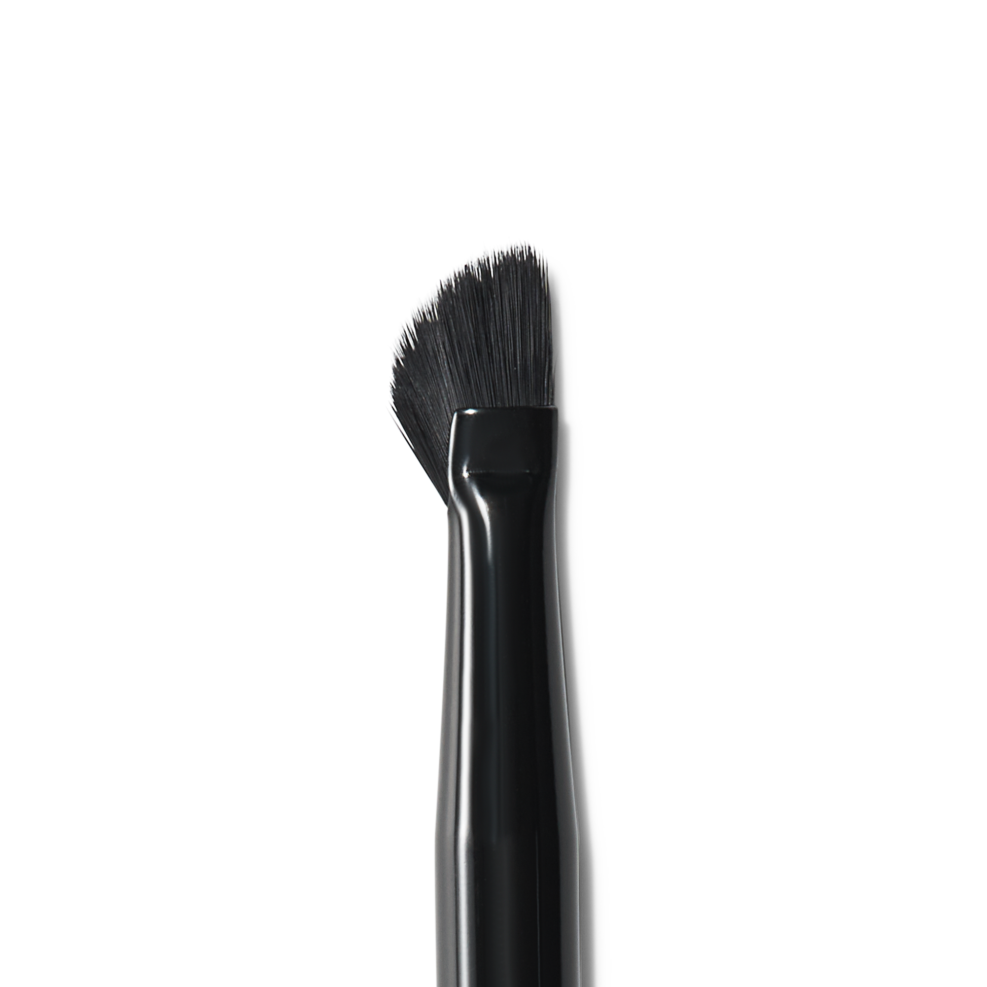 wing-it-liner-brush-f5 84091_MACRO_R.png