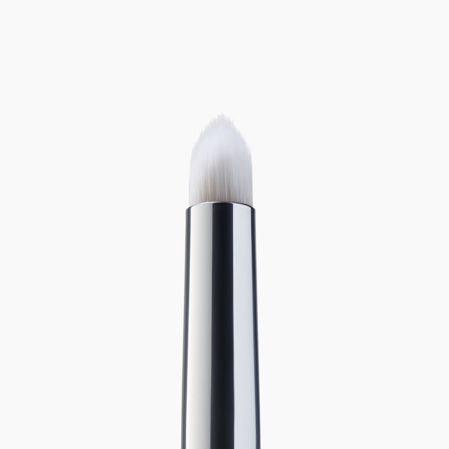 precision-smudge-brush-a9 85311_PrecisionSmudgeBrush_Macro_V2.jpg