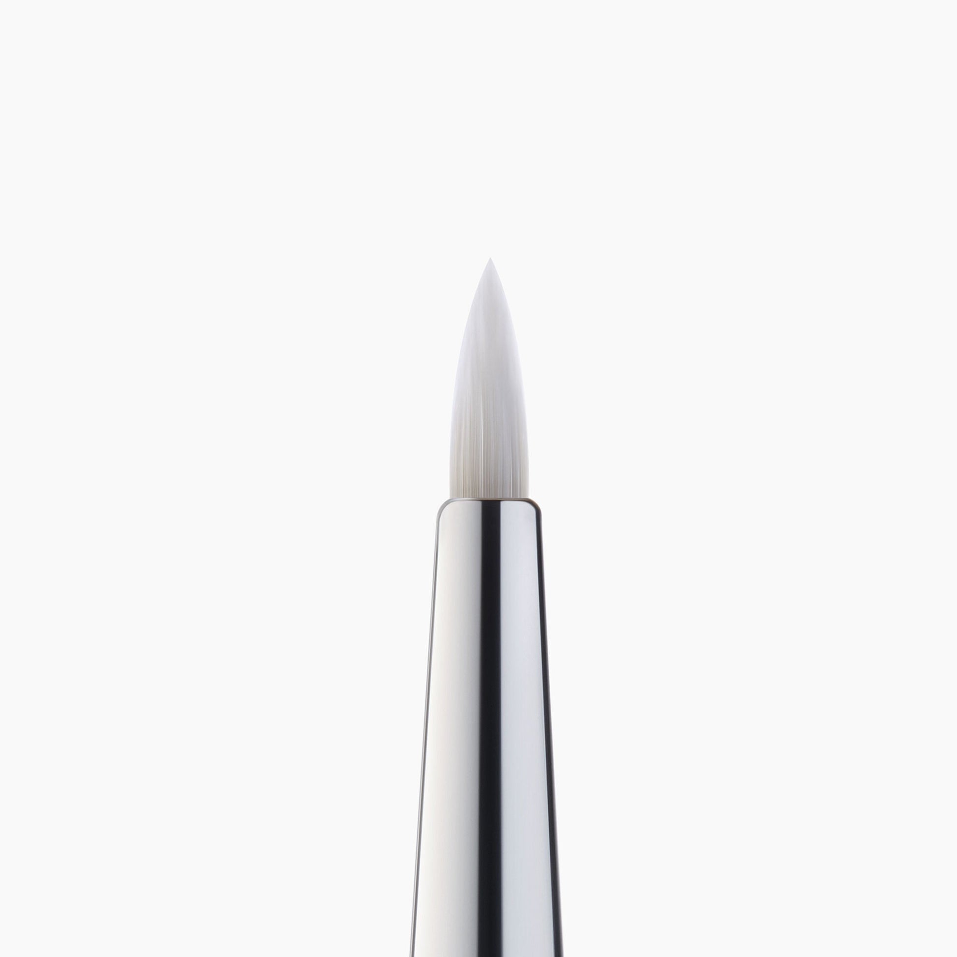 precision-dual-sided-eyebrow-brush-c4 85315_PrecisionEyelinerBrush_Macro_V2.jpg
